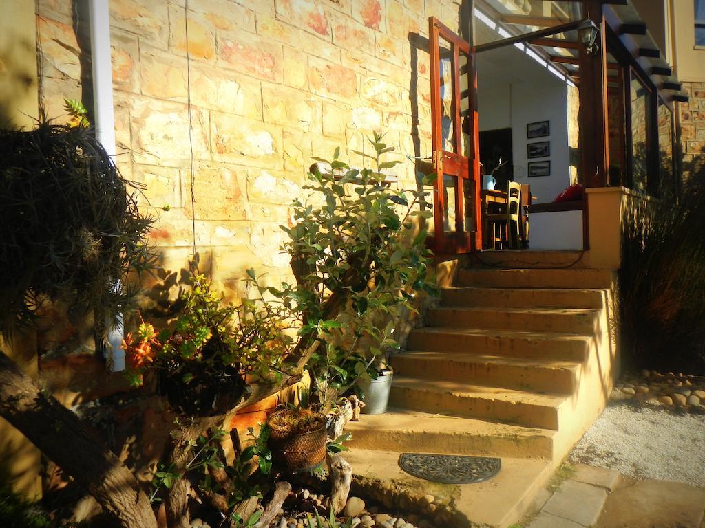 Stone Cottage Self-Catering Apartments Plettenberg Bay Zimmer foto